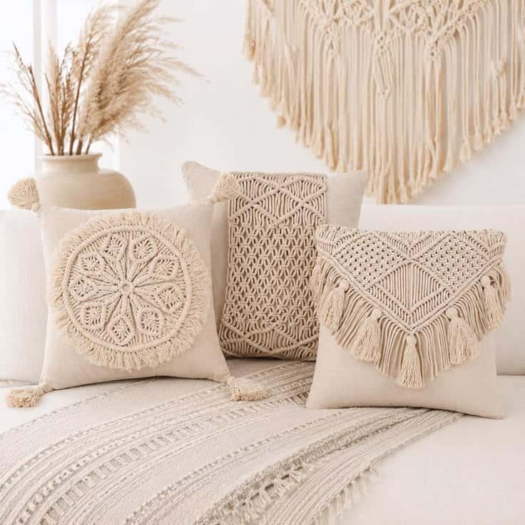 Housses de coussin bohèmes en macramé _ Housses de coussin en coton faites main _ Coussins décoratifs style ferme _ Décoration bohème neutre macramé coussins beiges