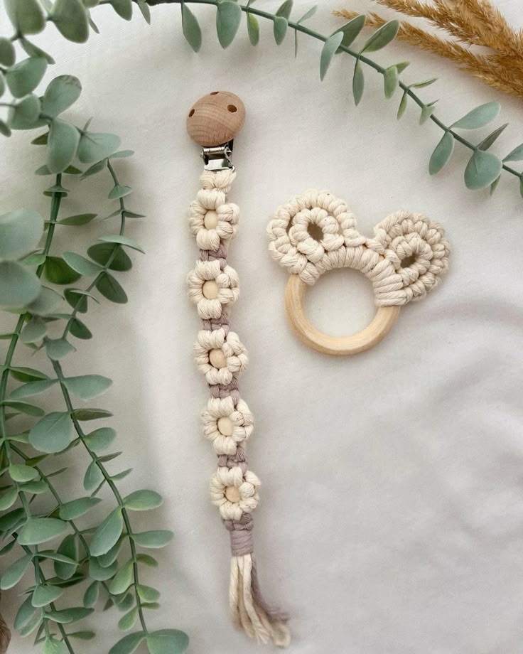 Makramee Baby Schnullerkette attache tétine en macramé fleur
